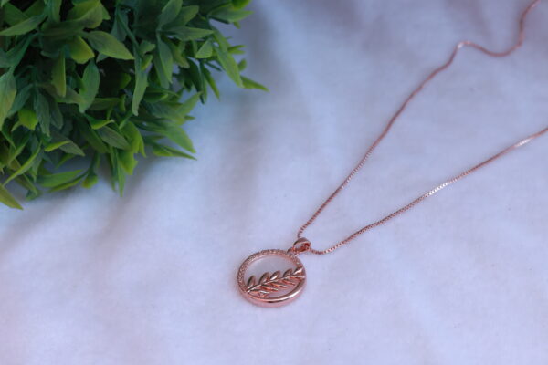 Rose Gold Leaf-Embellished Round Pendant Necklace - Image 4