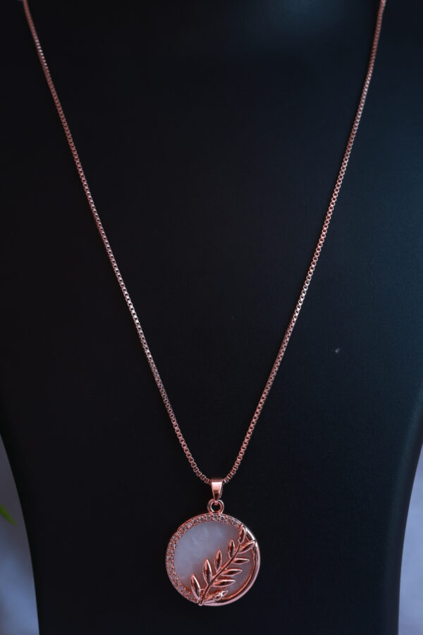 Rose Gold Leaf-Embellished Round Pendant Necklace - Image 3