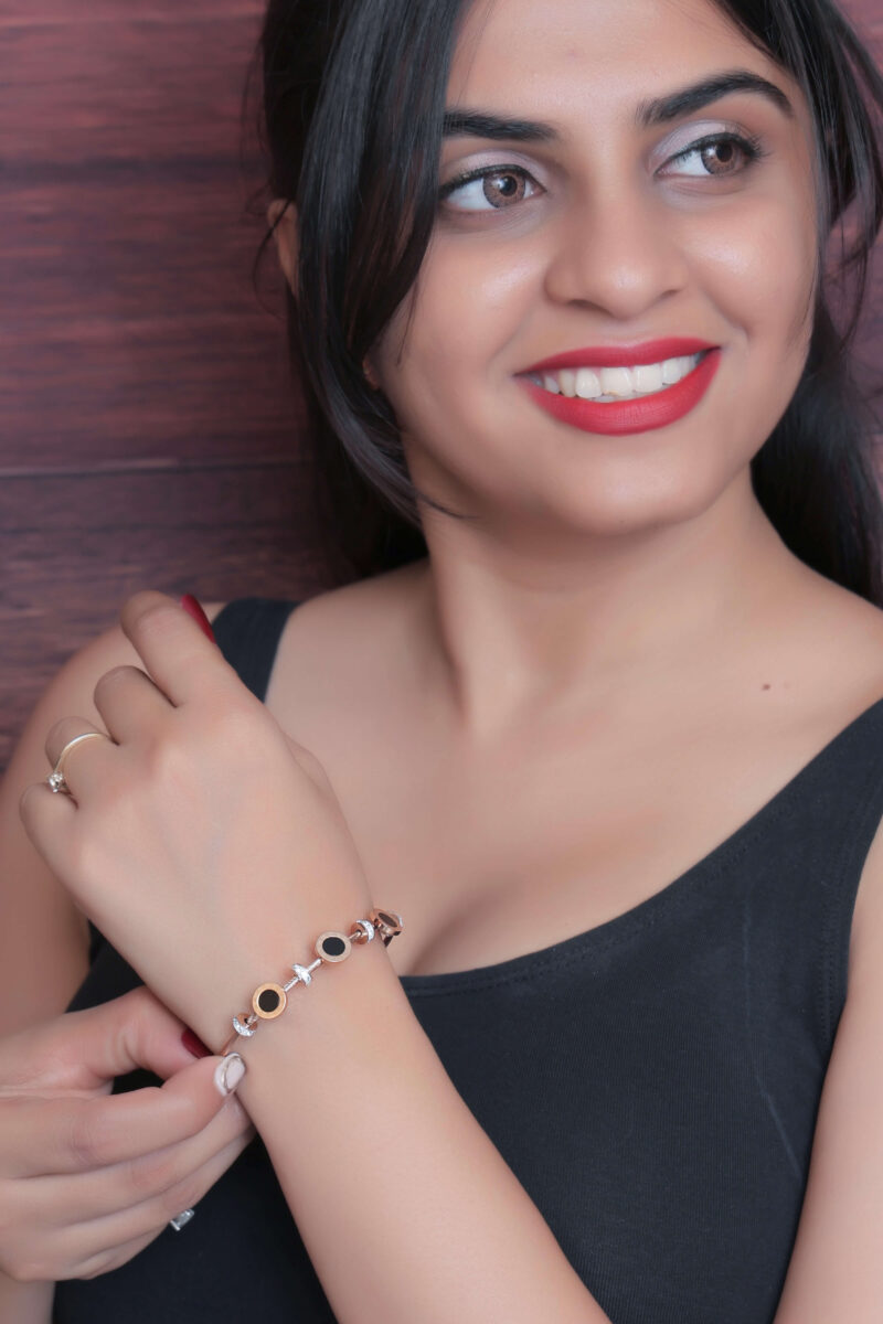 Rose Gold Cable Bracelet - Image 2