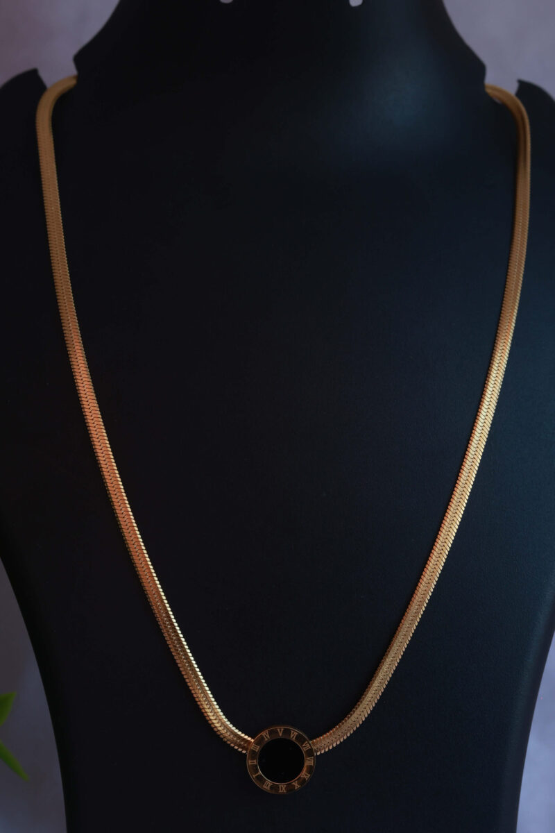Elegant Gold Tone Herringbone Chain Necklace - Image 2